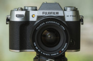 Fujifilm X-T50 - dizajn sa mení, zábava ostáva