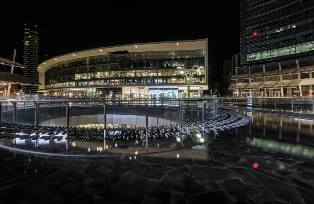 Piazza Gae Aulenti