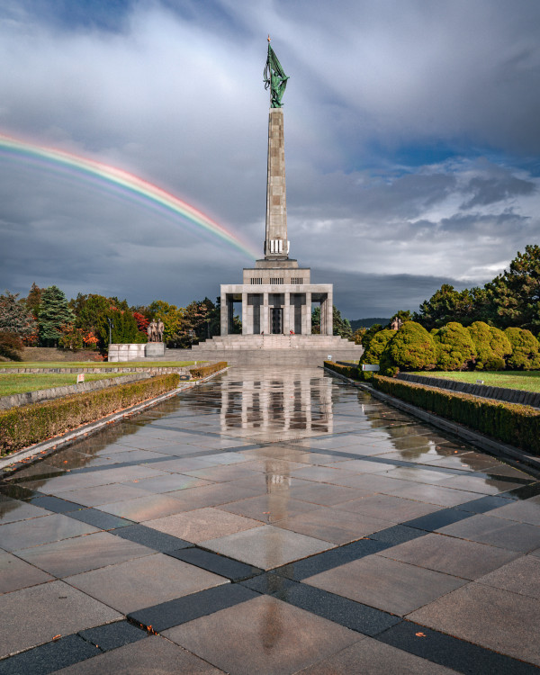 Slavín Over The Rainbow