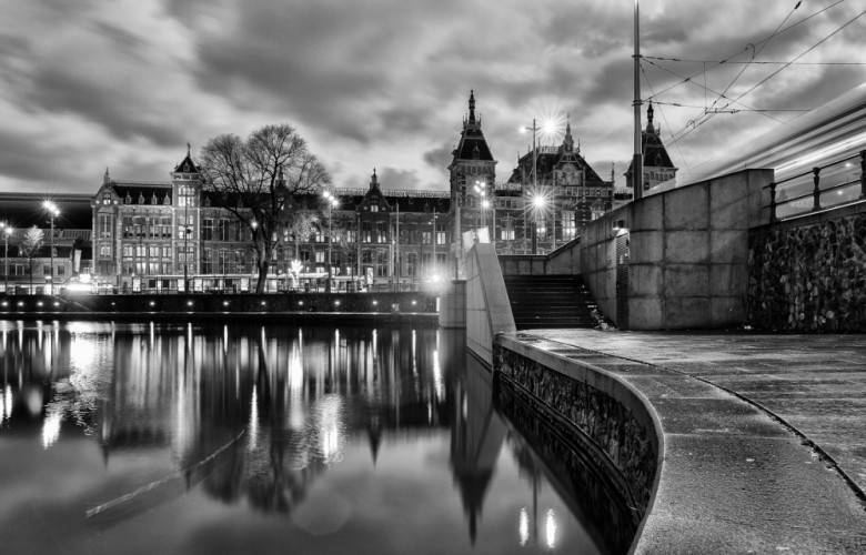 Centraal Station - Amsterdam bis cb