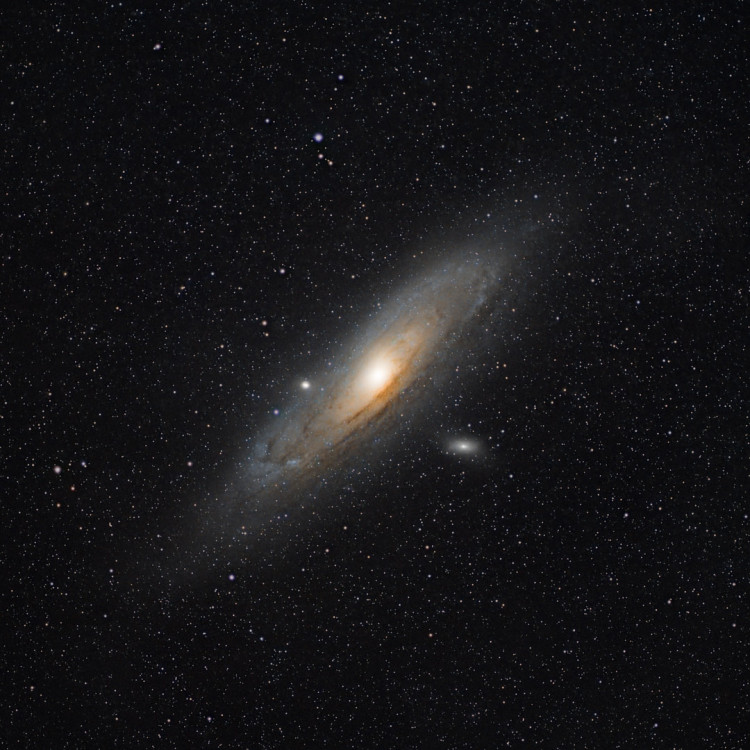 Andromeda - susedná galaxia