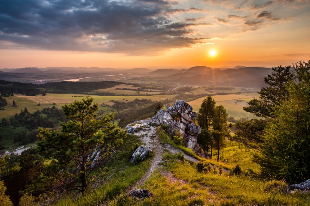 Západ slnka na Cibuľkovej skale.