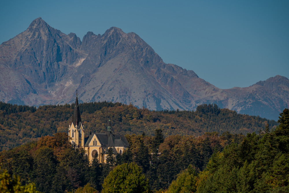 Mariánska hora a Lomnický štít