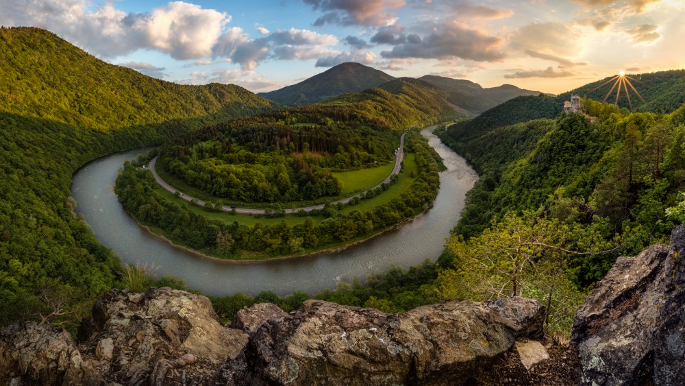 Domašínsky meander pri západe slnka