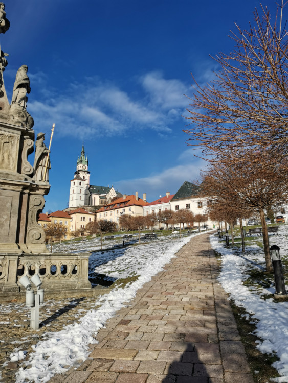 posledne zvysky snehu